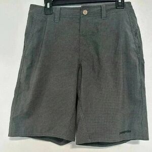 Patagonia Men’s Gray Textured Stripe Flat Front Shorts - Size 32